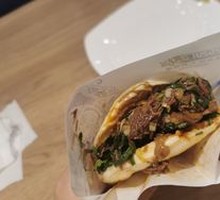 Braised Beef Sandwich