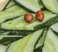 Kung Fu Cucumber Slices