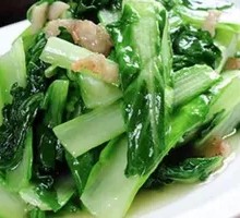 Fried Pork Crumbs with Rural Greens