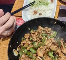 Stir-fried Pork with Long Green Chili Rice