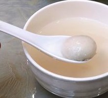 Glutinous Rice Balls in Fermented Rice Soup