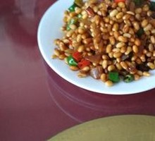 Pork Skin Stir-Fried with Yellow Beans