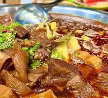 Tendon and Brain Hot Pot