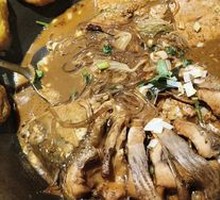 Stewed Carp in Iron Pot