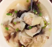 Signature Fresh Pork Dumplings