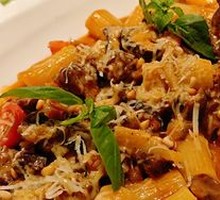 烩牛尾通心粉