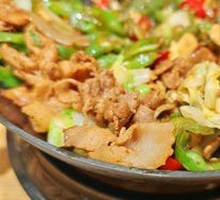 Stir-fried Pork with Long Green Chili