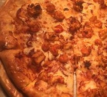 Spicy Crawfish Pizza
