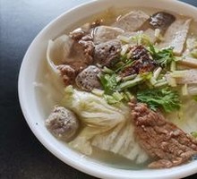 Beef Rice Noodle Soup
