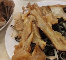 Braised Beef Tendon in Sauce