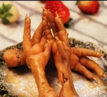 Spiced Braised Chicken Feet