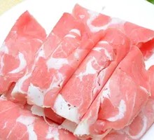 Thinly sliced lamb