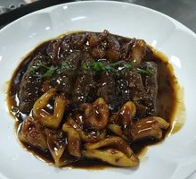 海参蹄筋烩花胶