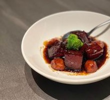 Braised Pork with Water Chestnuts