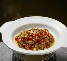 Stir-Fried Beef with Yellow Onion