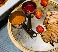 Charcoal-grilled Pork Neck Meat