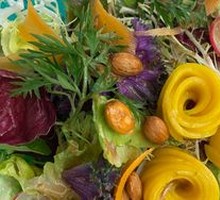 Fresh Fruit and Vegetable Salad