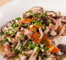 Shiitake Mushroom and Pork Noodles