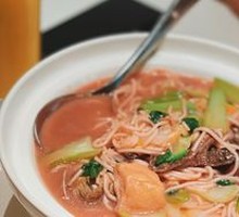 Fujian Red Mushroom Seafood Noodles