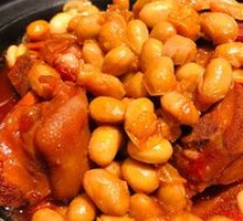 Secret-Recipe Pork Trotter Stew