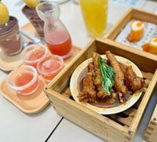 Thai Basil Garlic Chicken Feet