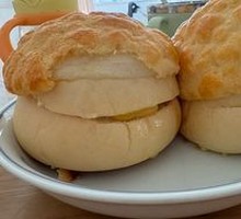 Hong Kong Style Ice and Fire Pineapple Bun