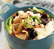 Beef Offal Noodle Soup with Skin