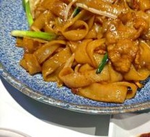 Beef Stir-Fried Rice Noodles