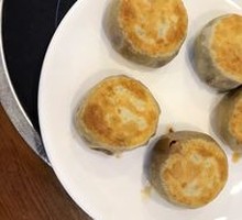 Gate Nail Meat Buns