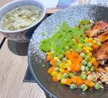 Colorful Vegetable Chicken Rice