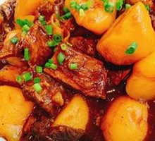 Beef Stewed with Potatoes