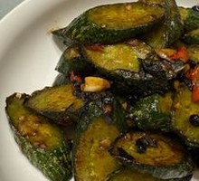 Pan-fried Cucumber with Perilla