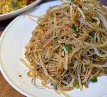 Liling Stir-Fried Rice Noodles