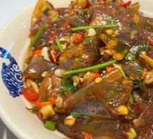 Sour Cabbage with Rice Noodles