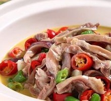 Stewed Pig's Tripe with Green Pepper
