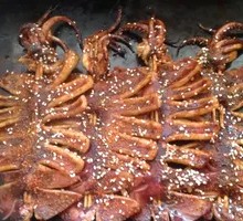 Sauce-Flavored Squid Skewers