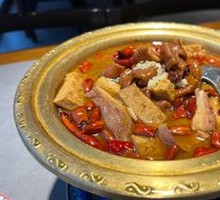 Braised Pork Intestines in Copper Pot
