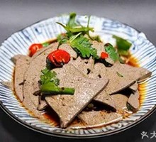 Cold-mixed seasoned pork liver