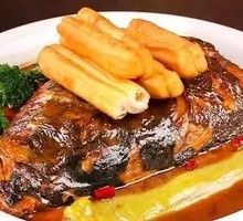 Fish Head with Fried Dough Sticks