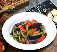 Stir-fried long beans with eggplant
