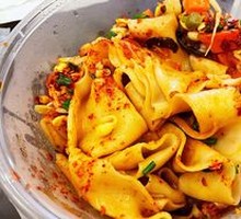 Oil-Poured Noodles