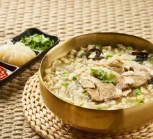 Lamb Soup with Flatbread