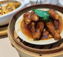 Thai Basil Garlic Chicken Feet