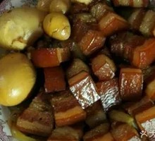 Braised Pork with Eggs