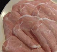 Hand-Cut Fresh Lamb with Big Knife