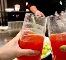 Freshly Squeezed Strawberry Juice