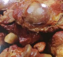 Sauce-Flavored Lamb Shank Bones