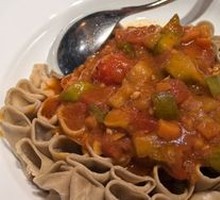 Five-Tomato Sauce over Buckwheat Noodles