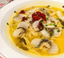 Spicy Fish with Pickled Cabbage (Boneless)