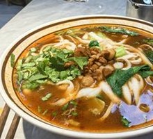 Braised Pork Noodles with Hand-cut Style